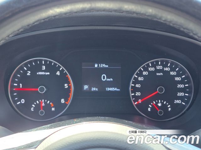 Kia Sportage The Bold Diesel 2.0 2WD Prestige - фото 4