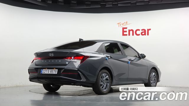 Hyundai Avante New CN7, гибрид Modern - фото 0