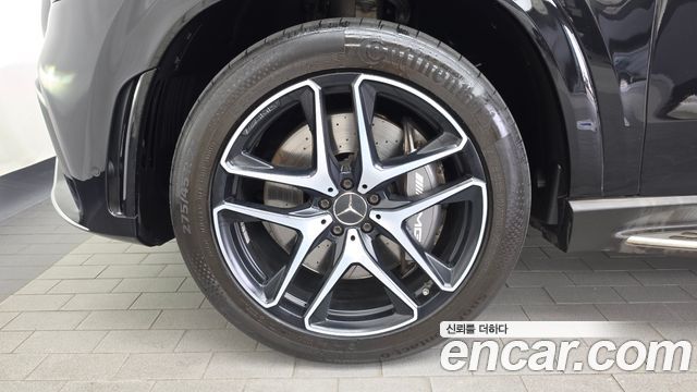 Mercedes-Benz GLE-Class W167 AMG GLE53 4MATIC+ - фото 4