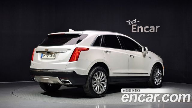 Cadillac XT5 3.6 Platinum - фото 1