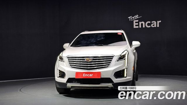 Cadillac XT5 3.6 Platinum - фото 2