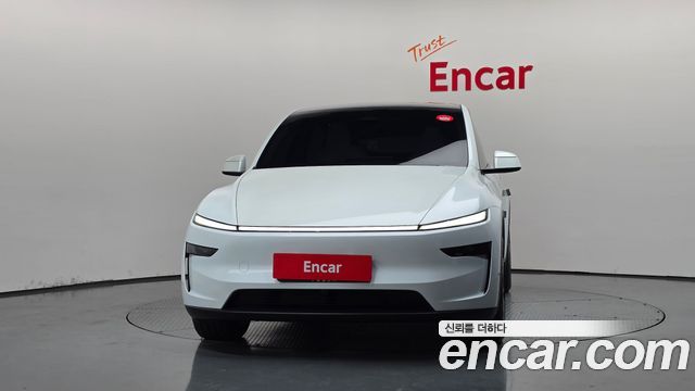 Tesla Model Y Long Range AWD - фото 2