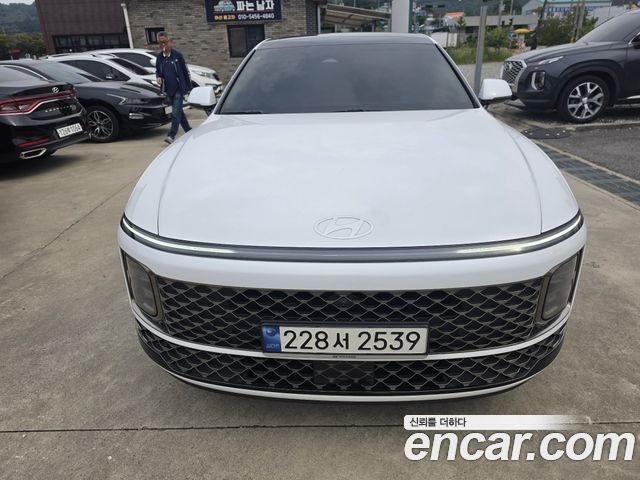Hyundai Grandeur GN7, гибрид Calligraphy - фото 0