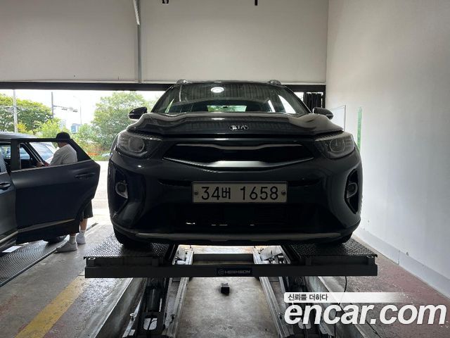 Kia Stonic 1.4 Prestige - фото 0