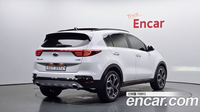 Kia Sportage The Bold Diesel 2.0 2WD Noblesse - фото 1