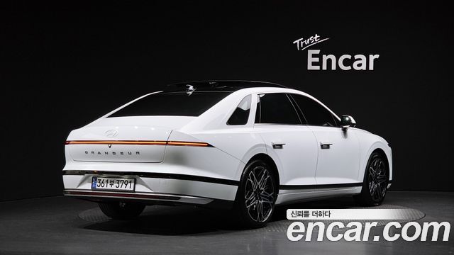Hyundai Grandeur GN7, гибрид Exclusive - фото 0