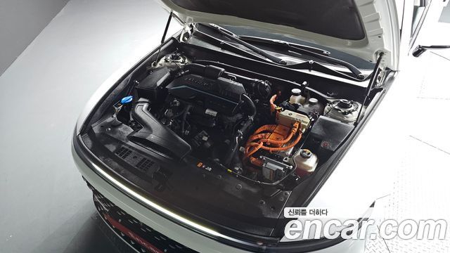 Hyundai Grandeur GN7, гибрид Exclusive - фото 4