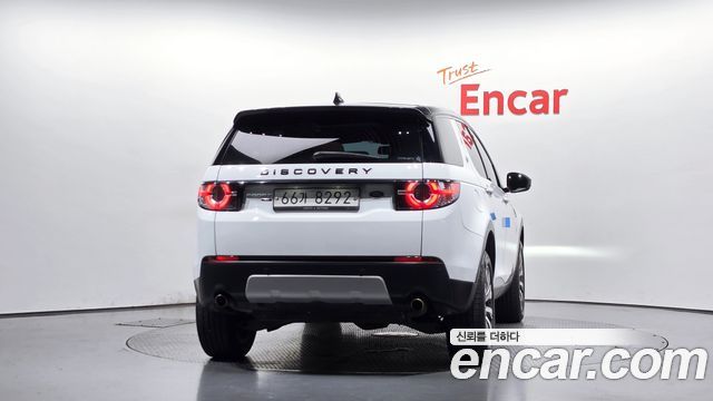 Land Rover Discovery Sport 2.0 TD4 HSE Luxury - фото 3