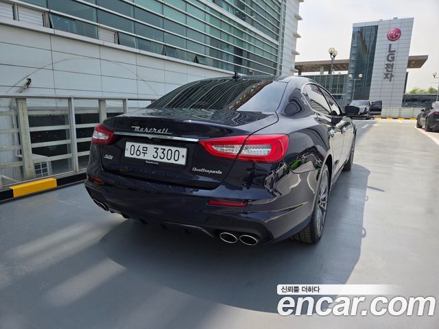 Maserati Quattroporte S Q4 3.0 V6 Gransport - фото 2