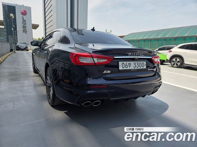 Maserati Quattroporte S Q4 3.0 V6 Gransport - фото 3