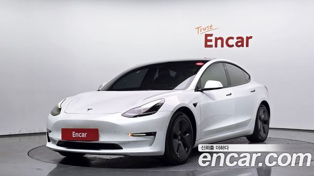 Tesla Model 3 Long Range AWD - фото 0