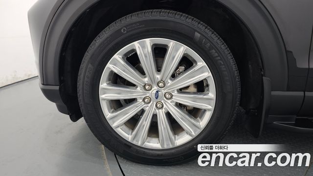 Ford Explorer 6-го поколения 2.3 LimIted 4WD - фото 4
