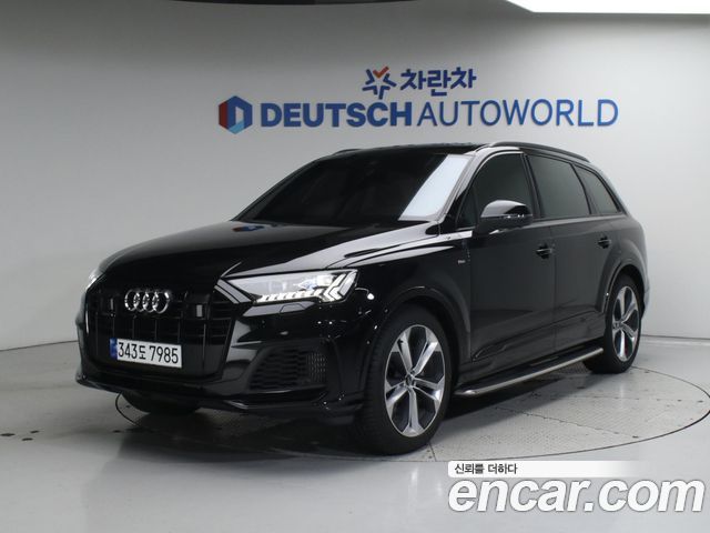 Audi Q7 55 TFSI Quattro Premium - фото 0