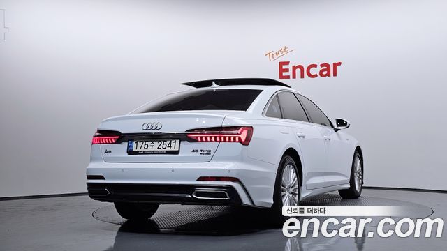 Audi A6 C8 45 TFSI Quattro Premium - фото 1