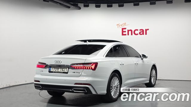Audi A6 C8 45 TFSI Premium - фото 1