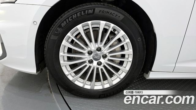 Audi A6 C8 45 TFSI Premium - фото 4