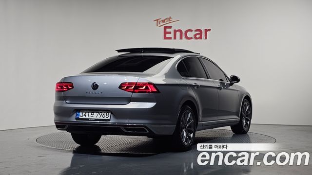 Volkswagen Passat B8 2.0 TDI Prestige - фото 1