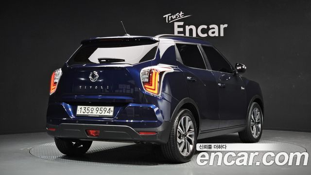 SsangYong Tivoli Gasoline 1.5 2WD V3 Special - фото 1