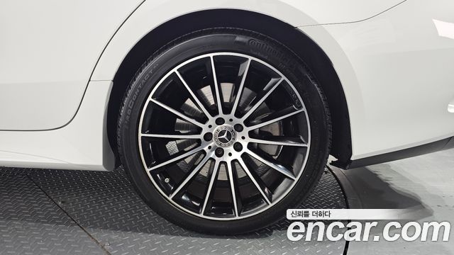 Mercedes-Benz CLS-Class C257 CLS450 4MATIC AMG Line - фото 4