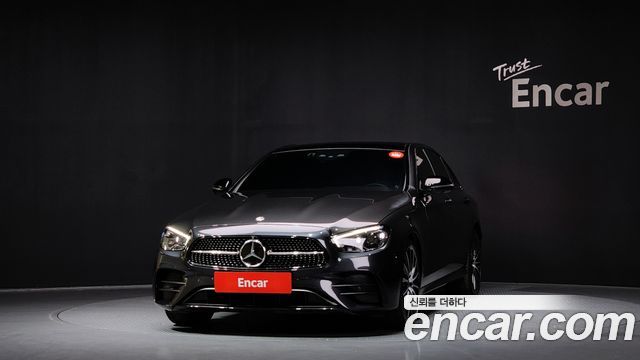 Mercedes-Benz E-Class W213 E350 4MATIC AMG Line - фото 2