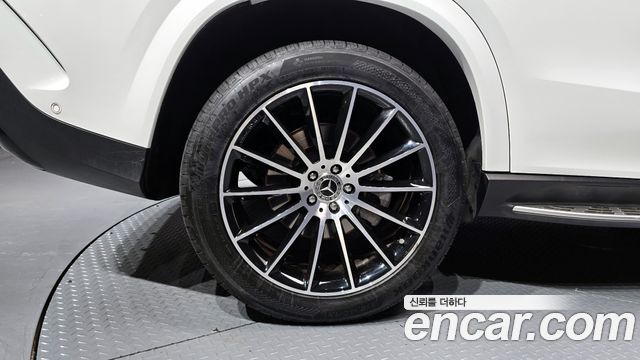 Mercedes-Benz GLE-Class W167 GLE400d 4MATIC Coupe - фото 4