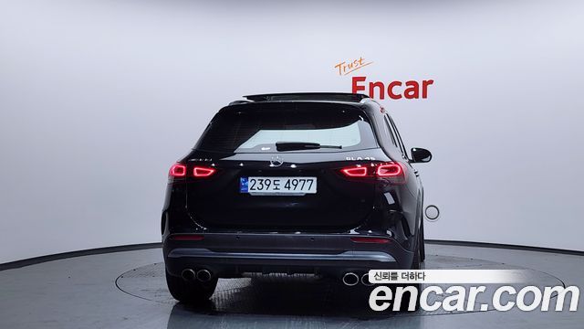 Mercedes-Benz GLA-Class H247 GLA45 AMG 4MATIC+ - фото 3