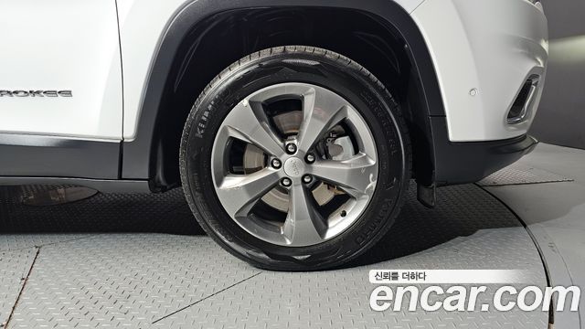 Jeep Cherokee KL 2.4 Limited AWD - фото 4