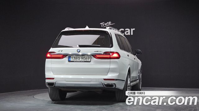 BMW X7 G07 xDrive 40i Design Pure Excellence 7-Seater - фото 3