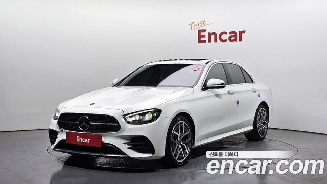 Mercedes-Benz E-Class W213 E220d 4MATIC AMG Line - фото 0
