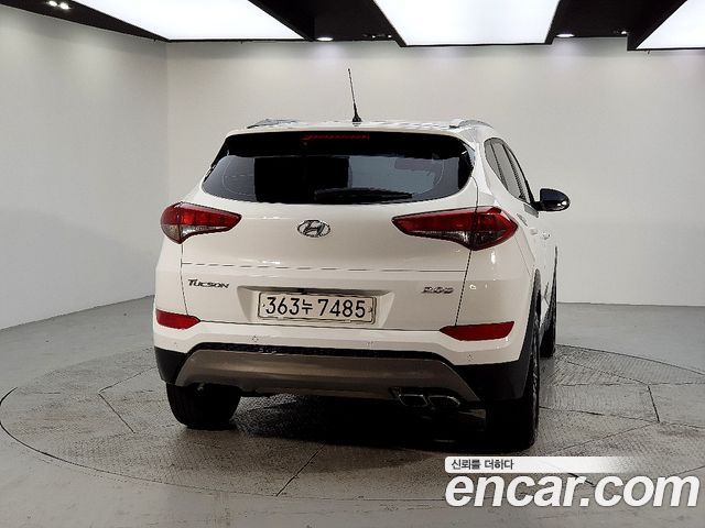 Hyundai Tucson Совершенно новый Diesel 2.0 2WD Modern - фото 2