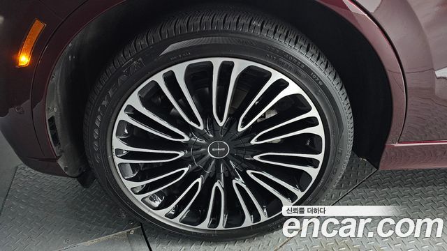 Lincoln Aviator 2-го поколения 3.0 Black Label AWD - фото 4