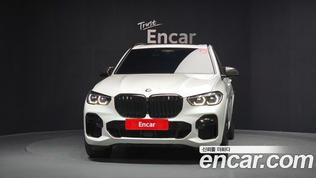 BMW X5 G05 M50i - фото 2