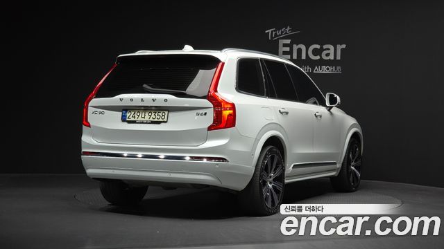 Volvo XC90 2-го поколения B6 Ultimate Bright - фото 1
