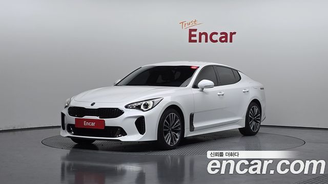 Kia Stinger 2.0 Turbo 2WD Prime - фото 0