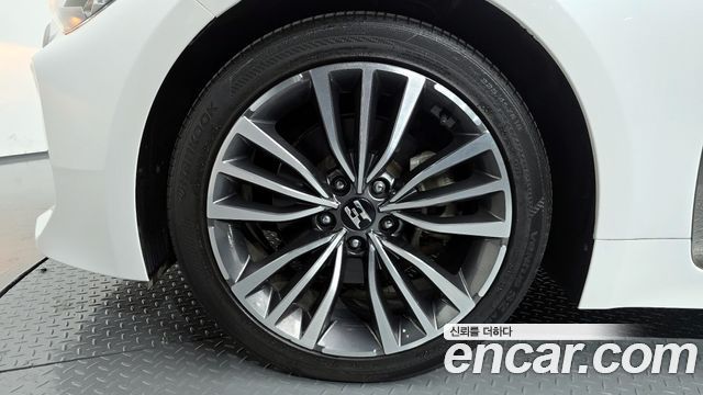 Kia Stinger 2.0 Turbo 2WD Prime - фото 4