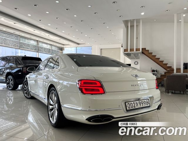 Bentley Flying Spur 3-го поколения 4.0 - фото 1