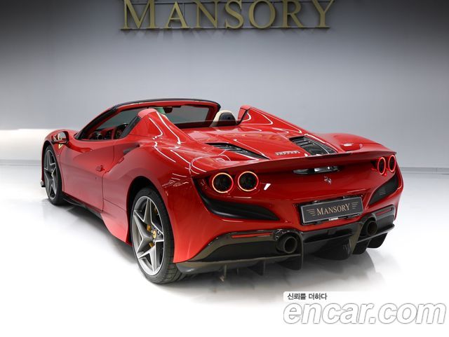 Ferrari F8 3.9 V8 - фото 1