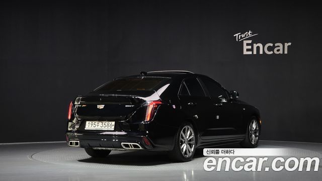 Cadillac CT4 2.0 Sport - фото 1
