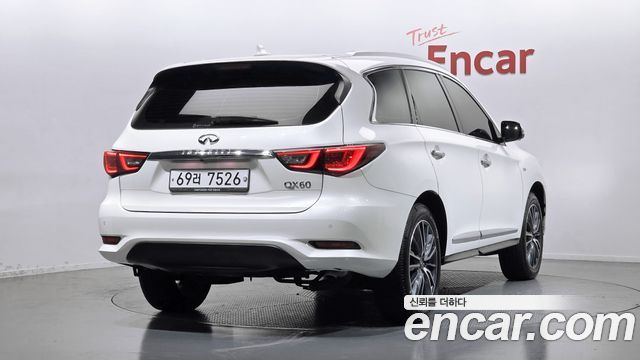 Infiniti QX60 3.5 AWD - фото 1