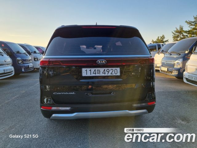 Kia Carnival 4-го поколения 9-Seater Noblesse - фото 3