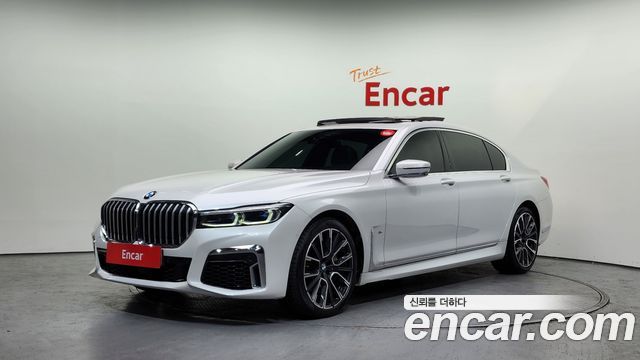 BMW 7-Series G11 740Li xDrive M Sport Package - фото 0