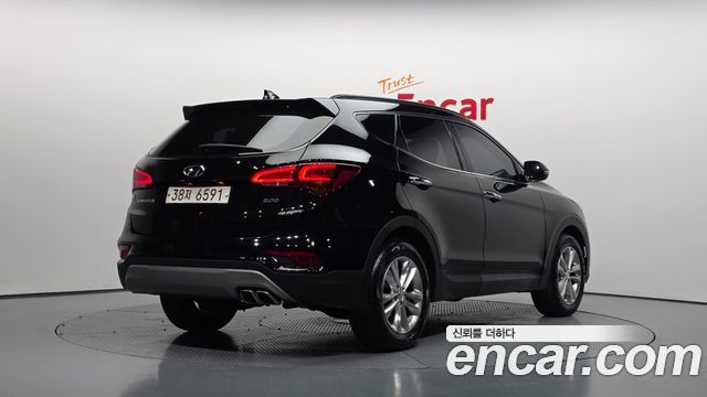 Hyundai Santafe Diesel 2.0 2WD Value Plus - фото 1
