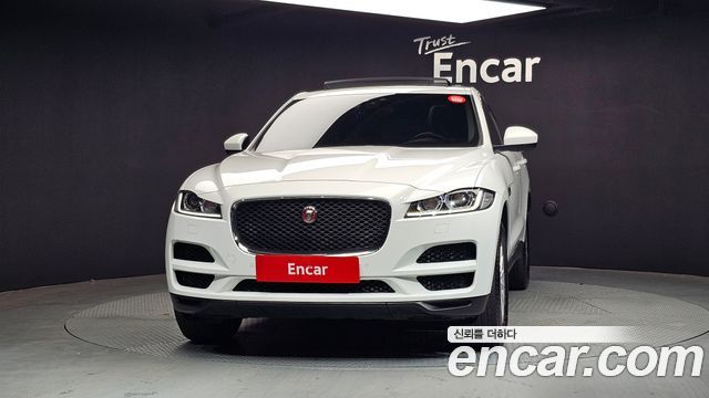 Jaguar F-PACE 20d Prestige - фото 2