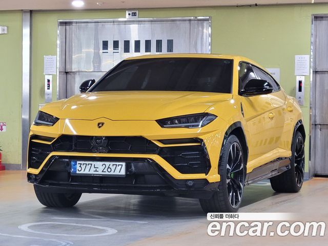 Lamborghini Urus 4.0 V8 - фото 0
