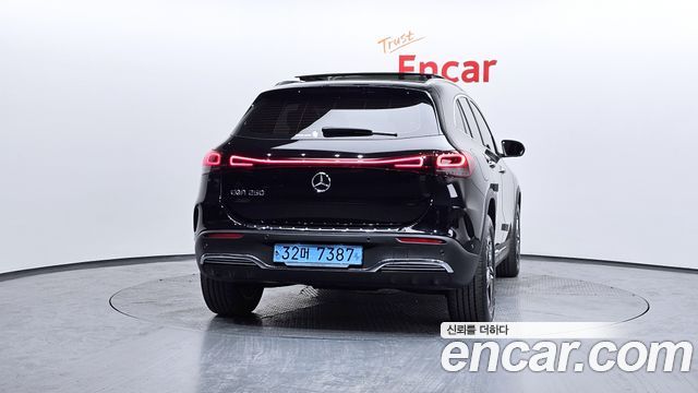 Mercedes-Benz EQA H243 EQA250 AMG Line - фото 3
