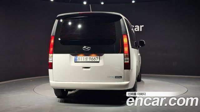 Hyundai Staria Cargo 5-Seater Modern - фото 3