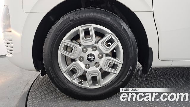 Hyundai Staria Cargo 5-Seater Modern - фото 4