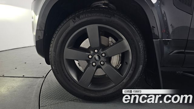 Land Rover Defender L663 110 D300 X-Dynamic HSE - фото 3