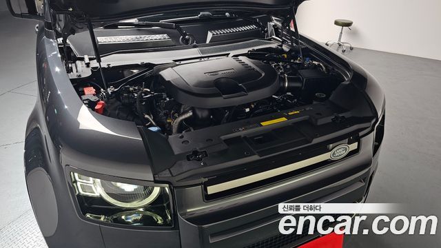 Land Rover Defender L663 110 D300 X-Dynamic HSE - фото 4