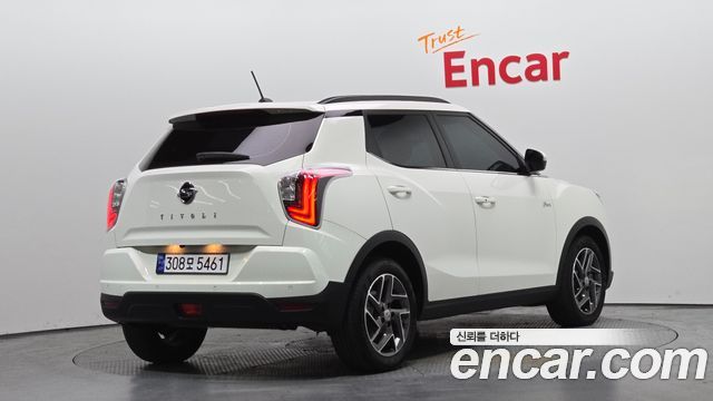 SsangYong Tivoli Gasoline 1.5 2WD V3 - фото 1